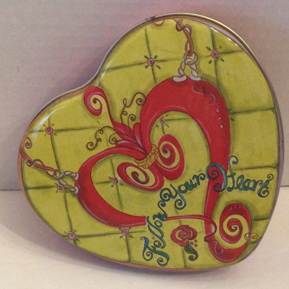 Brighton large heart jewelry tin